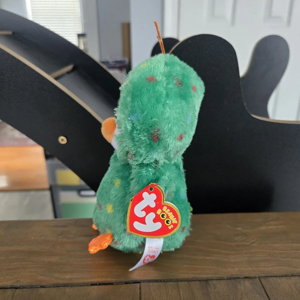 Ty Noel Beanie Boo Penguin In Christmas Tree Costume New